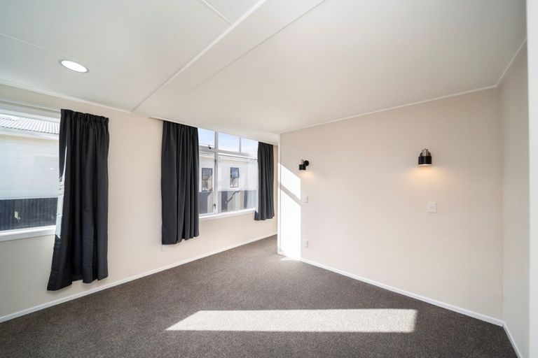 Photo of property in 84 Albion Street, Hawera, 4610