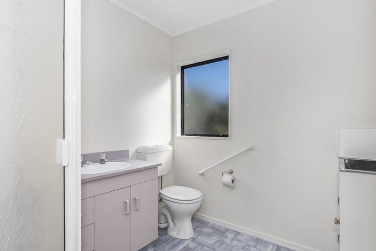 Photo of property in 102 College Place, Poike, Tauranga, 3112