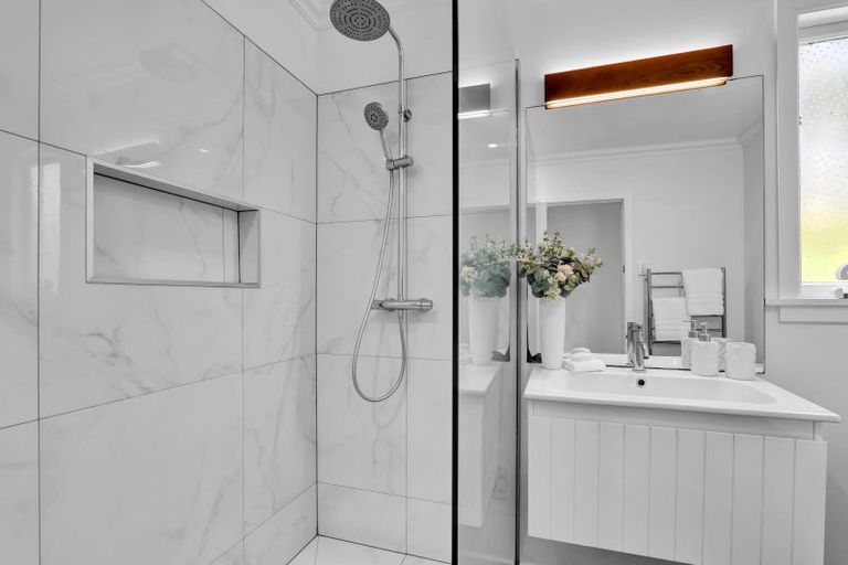 Photo of property in 76b South Road, Blagdon, New Plymouth, 4310