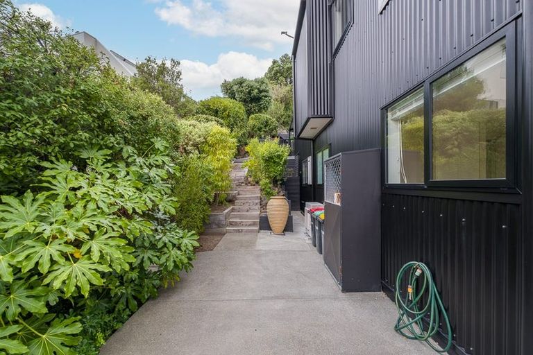 Photo of property in 11 Janice Place, Mount Pleasant, Christchurch, 8081