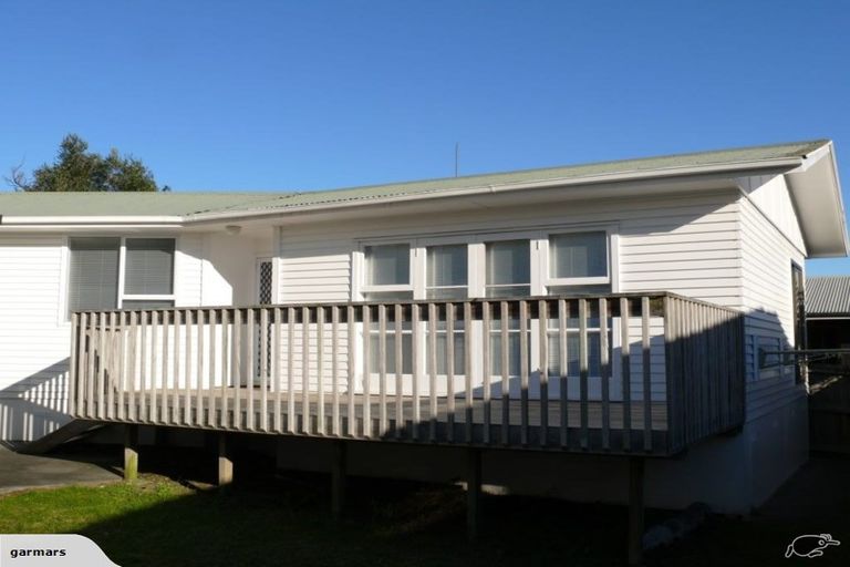 Photo of property in 20 Edgar Pearce Place, Howick, Auckland, 2014