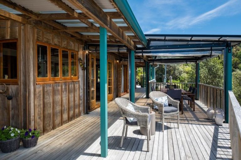 Photo of property in 313 Hill Road, Eskdale, Napier, 4182