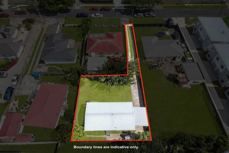 Photo of property in 2/17 Kent Road, Manurewa, Auckland, 2102