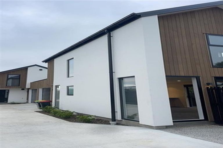 Photo of property in 1/63 Waltham Road, Sydenham, Christchurch, 8023