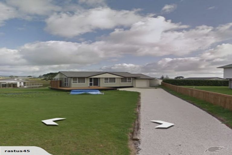 Photo of property in 487a Grahams Beach Road, Manukau Heads, Awhitu, 2684