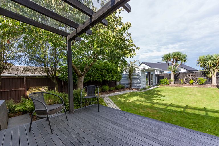 Photo of property in 319 Hendersons Road, Hoon Hay, Christchurch, 8025