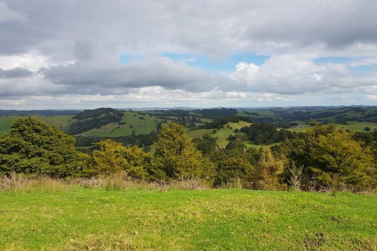 Photo of property in 504b Wairere Road, Maungaturoto, 0571