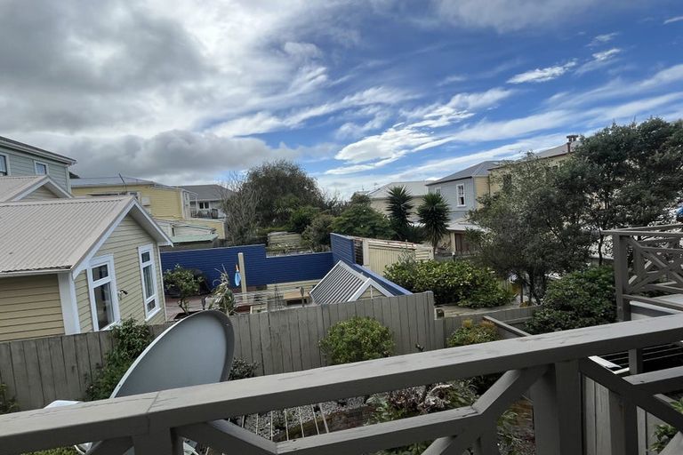 Photo of property in 10 George Street, Thorndon, Wellington, 6011