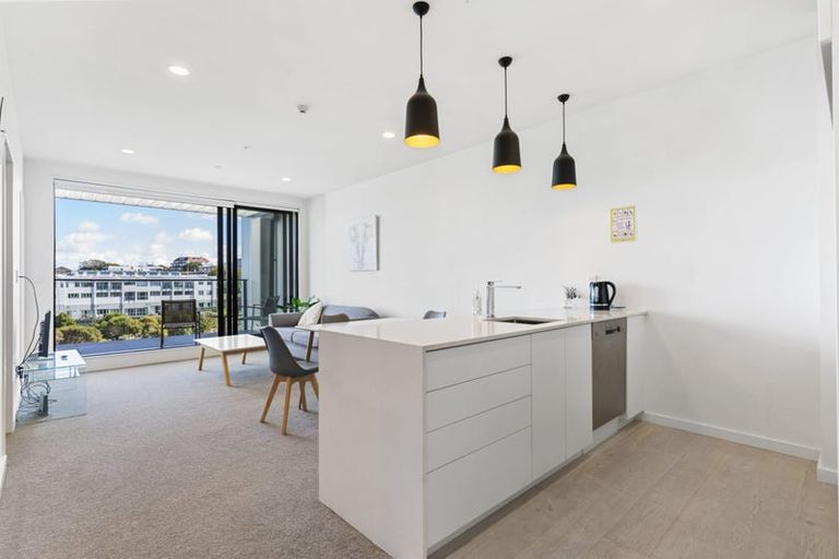 Photo of property in 417/19 Rawene Road, Birkenhead, Auckland, 0626