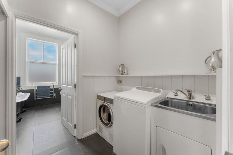 Photo of property in 76 Smart Road, Glen Avon, New Plymouth, 4312