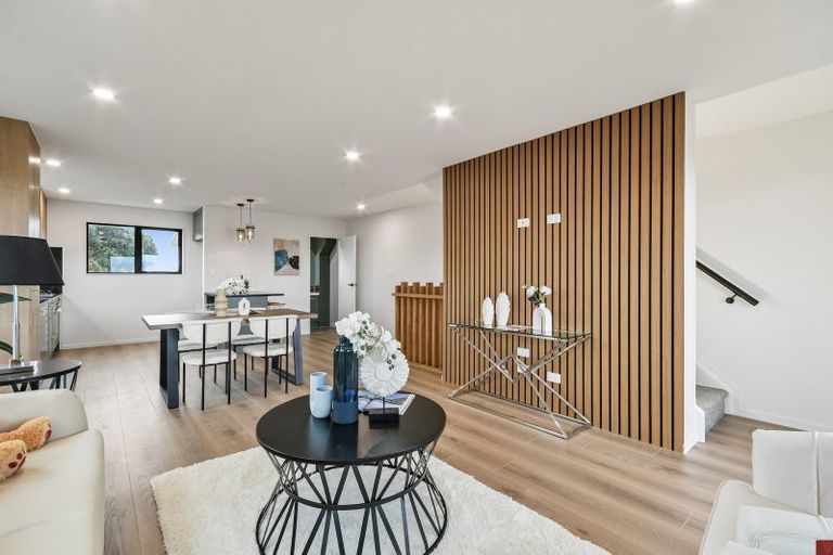 Photo of property in 12a Damian Way, Weymouth, 2103