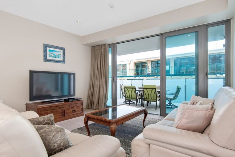 Photo of property in 4/8 Maunganui Road, Mount Maunganui, 3116