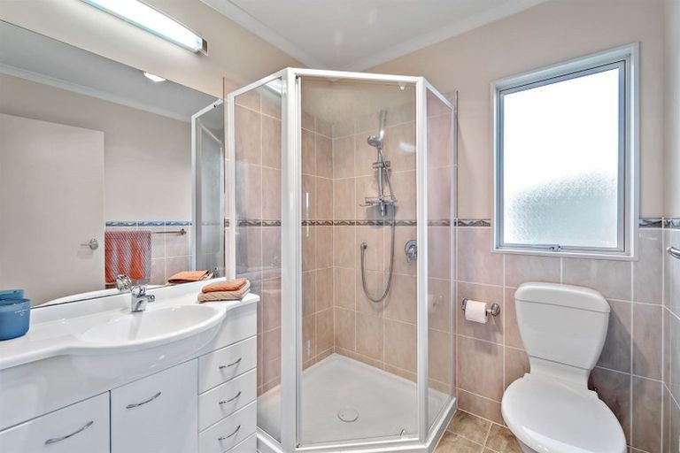 Photo of property in 9 Cascaden Road, Gulf Harbour, Whangaparaoa, 0930