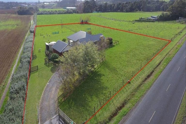 Photo of property in 84 Kidd Road, Waiuku, 2682