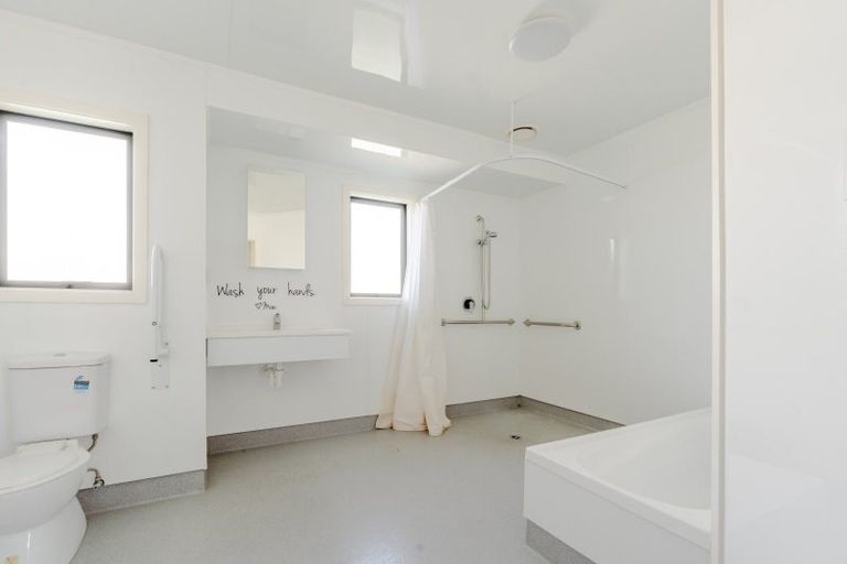 Photo of property in 7 Edgewater Grove, Whakatane, 3120