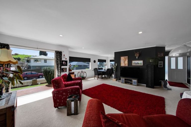 Photo of property in 84 Oranga Street, Westown, New Plymouth, 4310