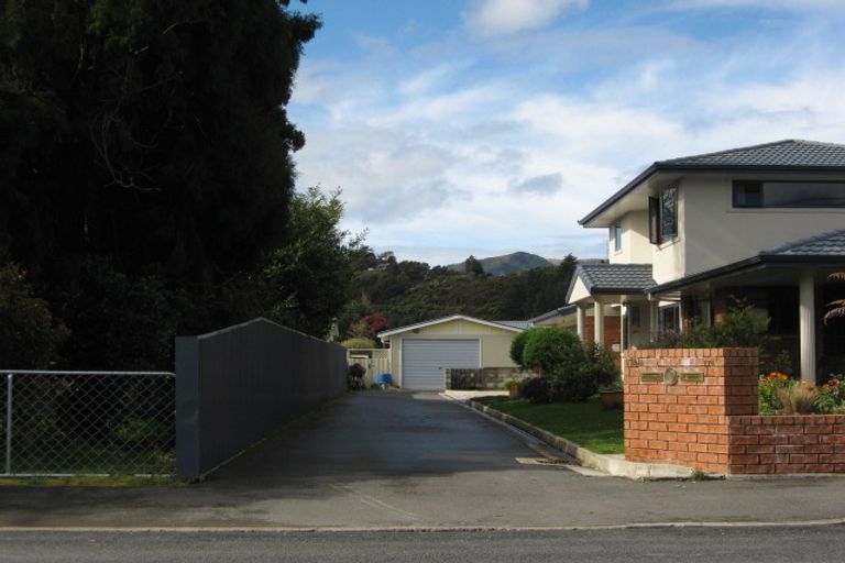 Photo of property in 174a Commercial Street, Takaka, 7110