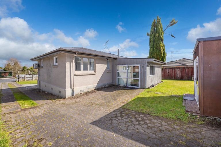 Photo of property in 17 Macdonald Road, Glenview, Hamilton, 3206