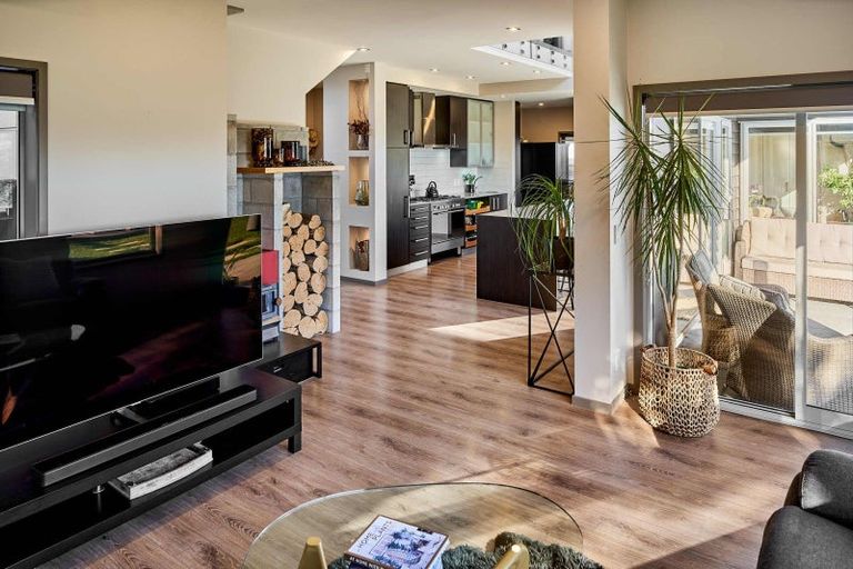 Photo of property in 17 Mo Street, Camborne, Porirua, 5026