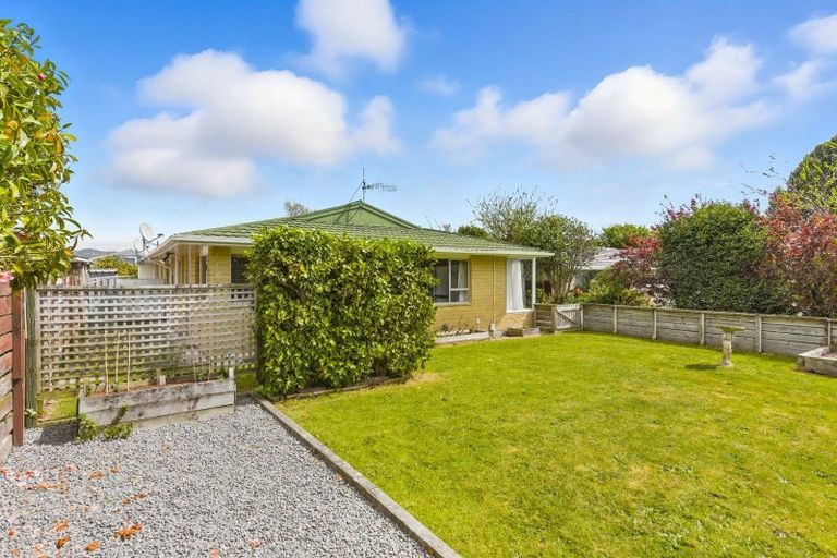 Photo of property in 26a Matai Street, Waikanae, 5036
