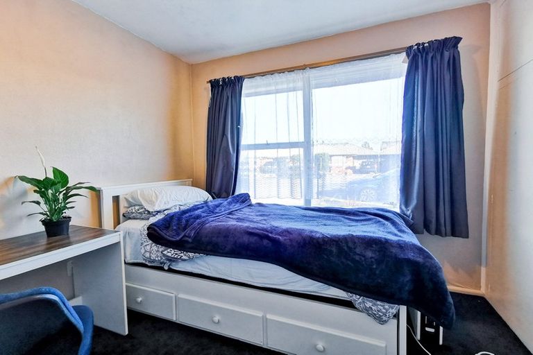 Photo of property in 1/66 Division Street, Riccarton, Christchurch, 8041