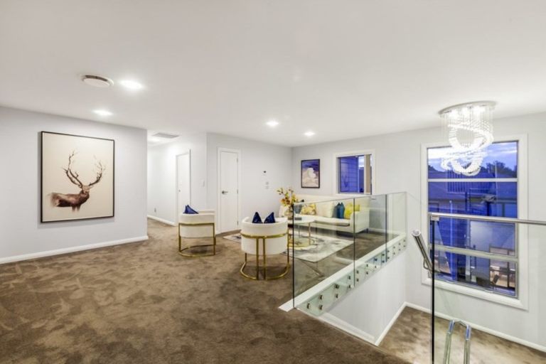 Photo of property in 20 Bridget Court, Red Beach, 0932