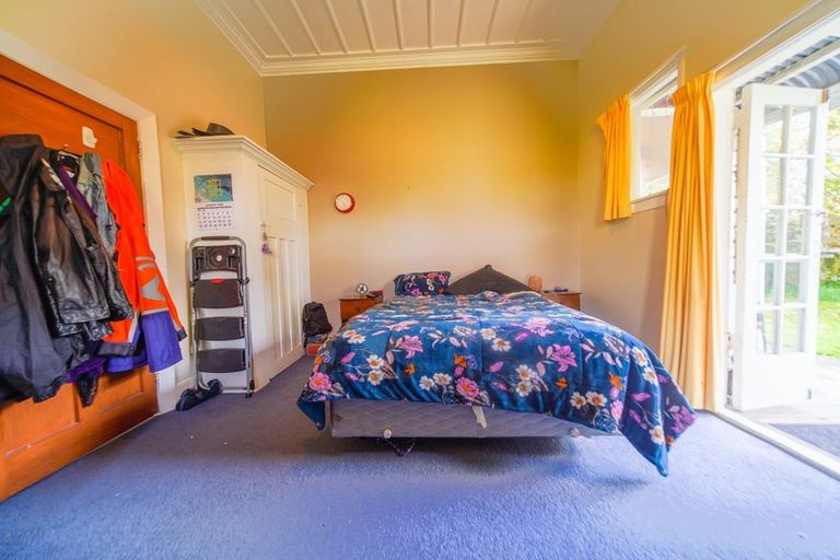 Photo of property in 54 Grey Street, Marton, 4710