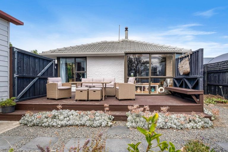 Photo of property in 132 Pacific Road, North New Brighton, Christchurch, 8083