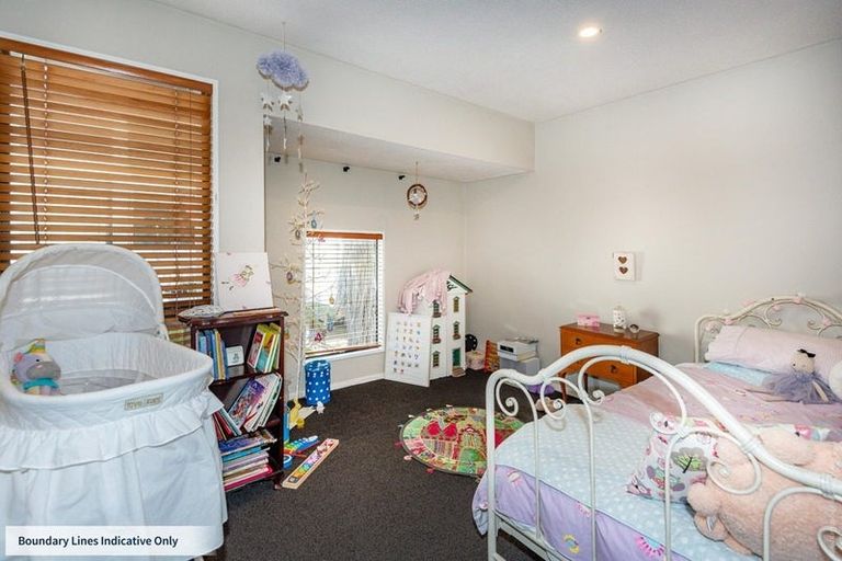 Photo of property in 2/88 Antigua Street, Addington, Christchurch, 8024