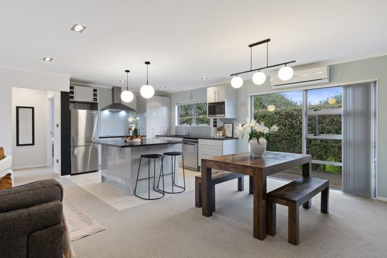 Photo of property in 54a George Crescent, Buckland, Pukekohe, 2677