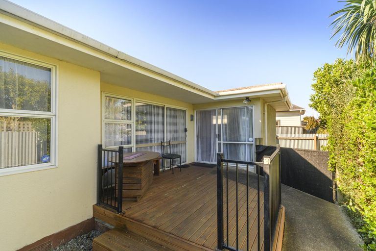 Photo of property in 3/272 Grey Street, Palmerston North, 4414