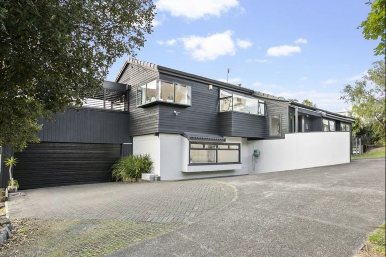 Photo of property in 14a Church Street, Northcote Point, Auckland, 0627
