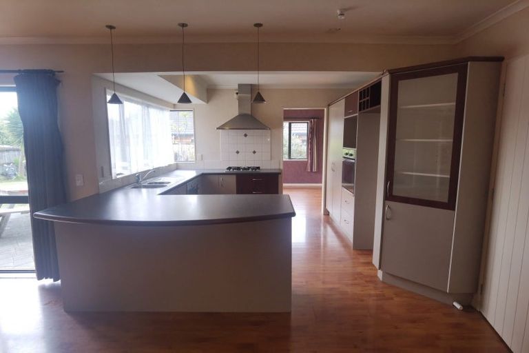 Photo of property in 11 Dalcross Drive, Flat Bush, Auckland, 2016