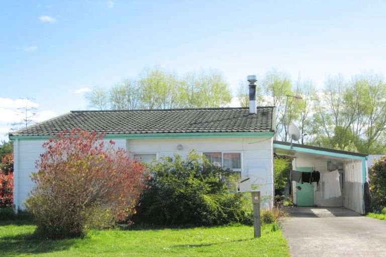 Photo of property in 20 Robert Street, Marton, 4710