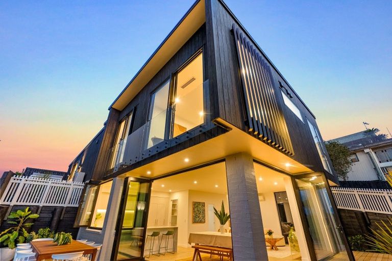 Photo of property in 45a Rosario Crescent, Red Beach, 0932