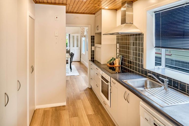 Photo of property in 65 Bristol Square, Hutt Central, Lower Hutt, 5010