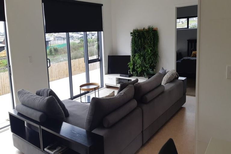 Photo of property in 30 Northcoast Place, Mangawhai Heads, Mangawhai, 0505