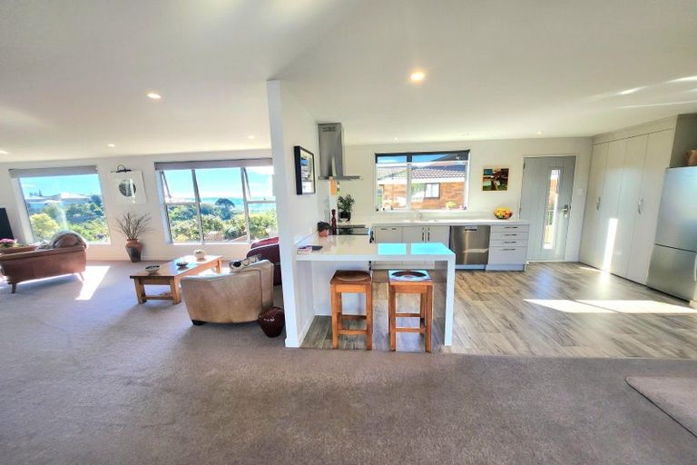 Photo of property in 8 Oakleigh Crescent, Oamaru North, Oamaru, 9400