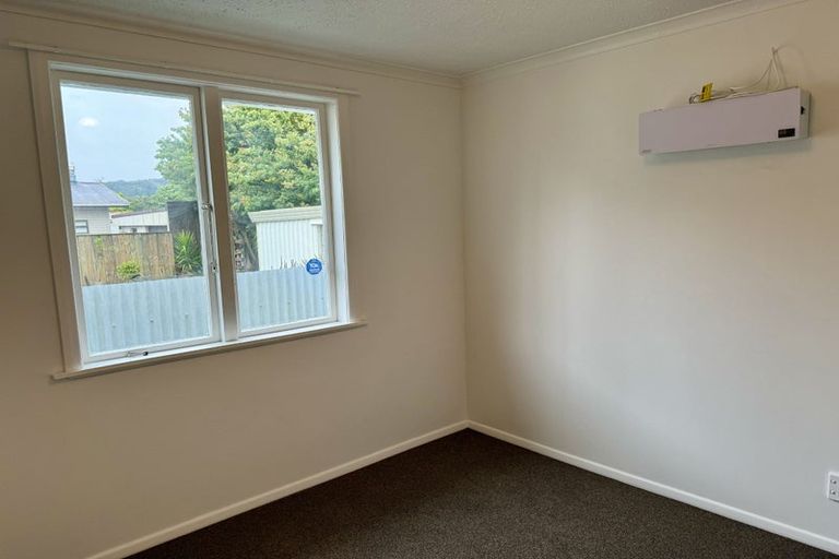 Photo of property in 45 Wellington Road, Wainuiomata, Lower Hutt, 5014