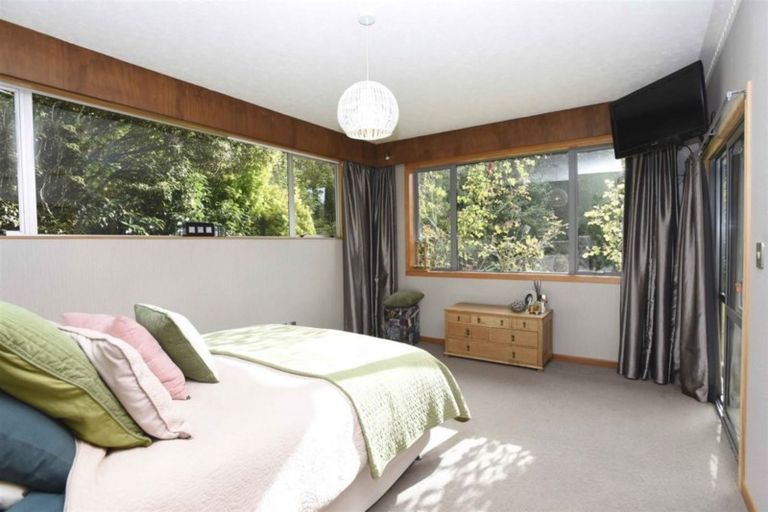 Photo of property in 56 Marama Avenue South, Otatara, Invercargill, 9879