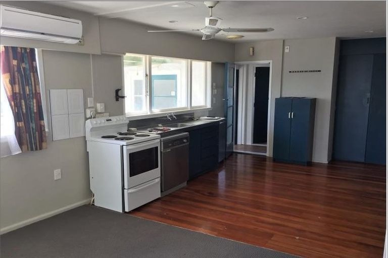 Photo of property in 4 Ariki Place, Hei Hei, Christchurch, 8042