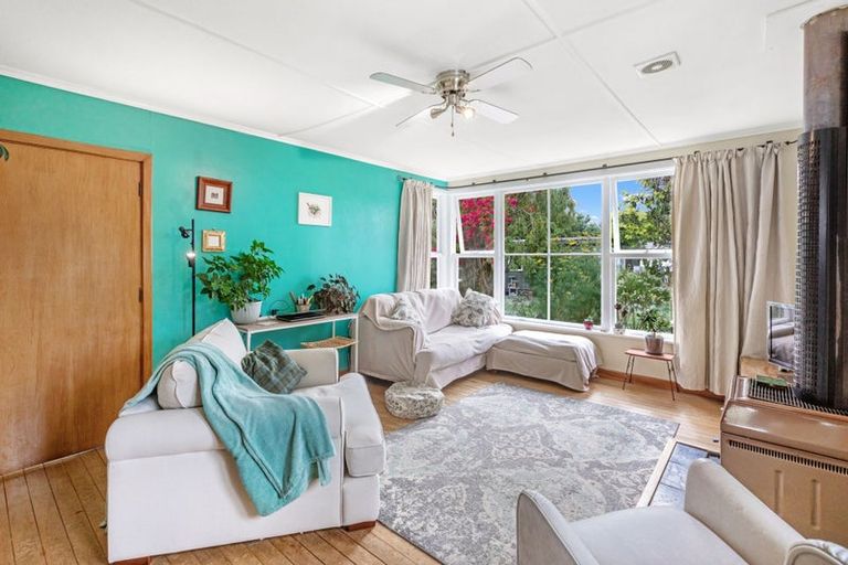 Photo of property in 38 Farm Street, Lumsden, 9730