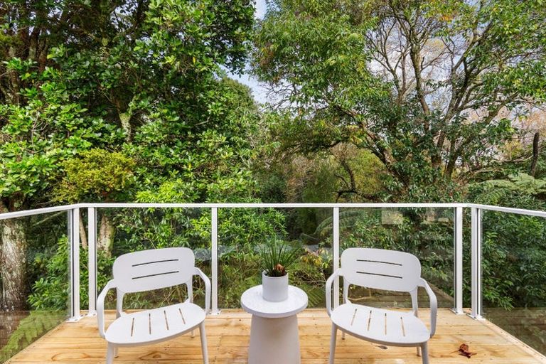 Photo of property in 34 Peach Road, Glenfield, Auckland, 0629