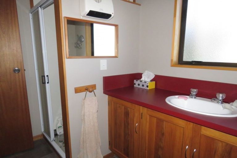 Photo of property in 32 Leven Street, South Hill, Oamaru, 9400