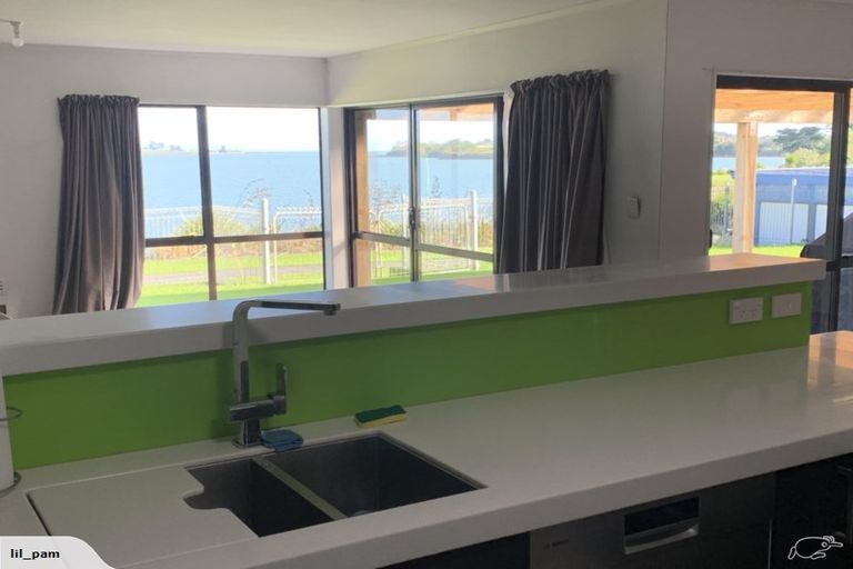 Photo of property in 47 St Annes Crescent, Wattle Downs, Auckland, 2103