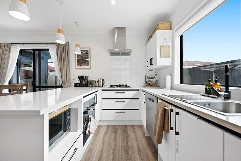 Photo of property in 4/18 Steele Road, Forest Lake, Hamilton, 3200