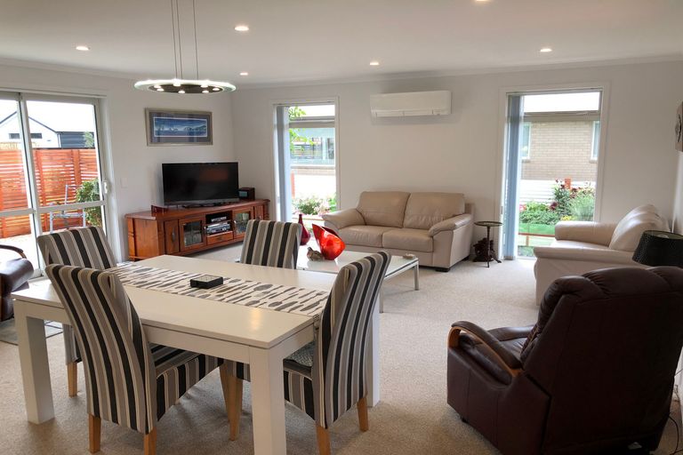 Photo of property in 51 Silver Springs Boulevard, Mosgiel, 9024