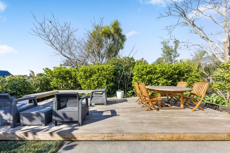 Photo of property in 55 Dignan Street, Point Chevalier, Auckland, 1022
