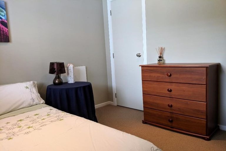 Photo of property in 1/6 Gemstone Drive, Birchville, Upper Hutt, 5018