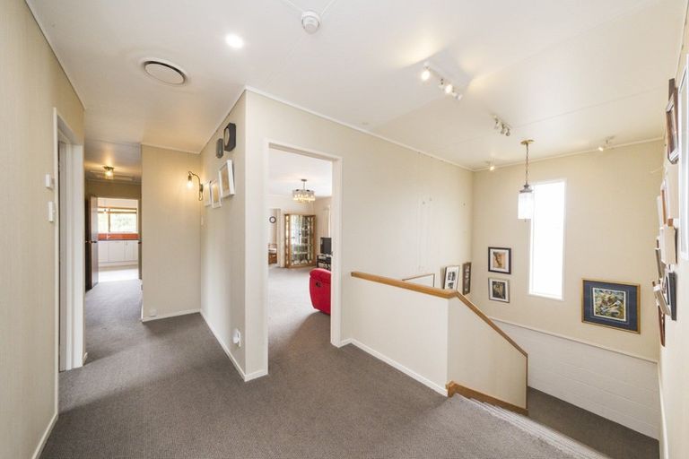 Photo of property in 15 Rangeview Place, Feilding, 4702